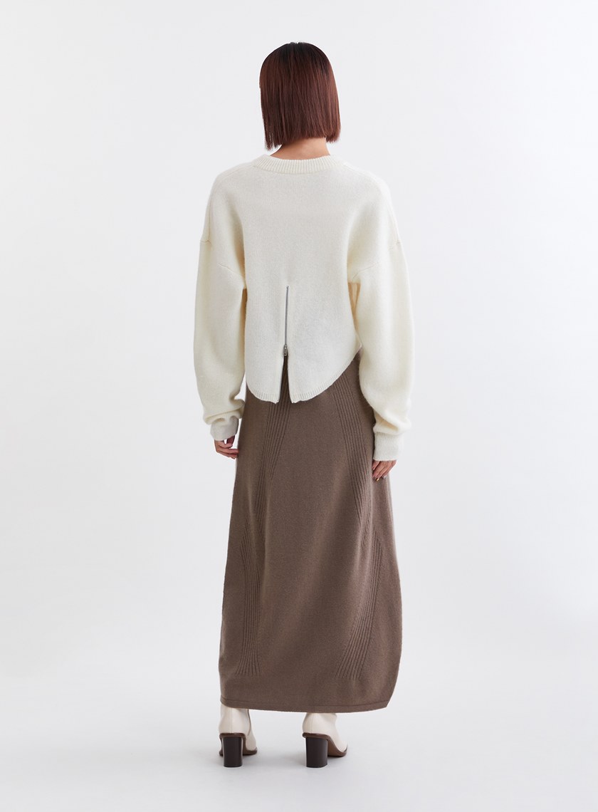 氣質V型提花繭型針織長裙