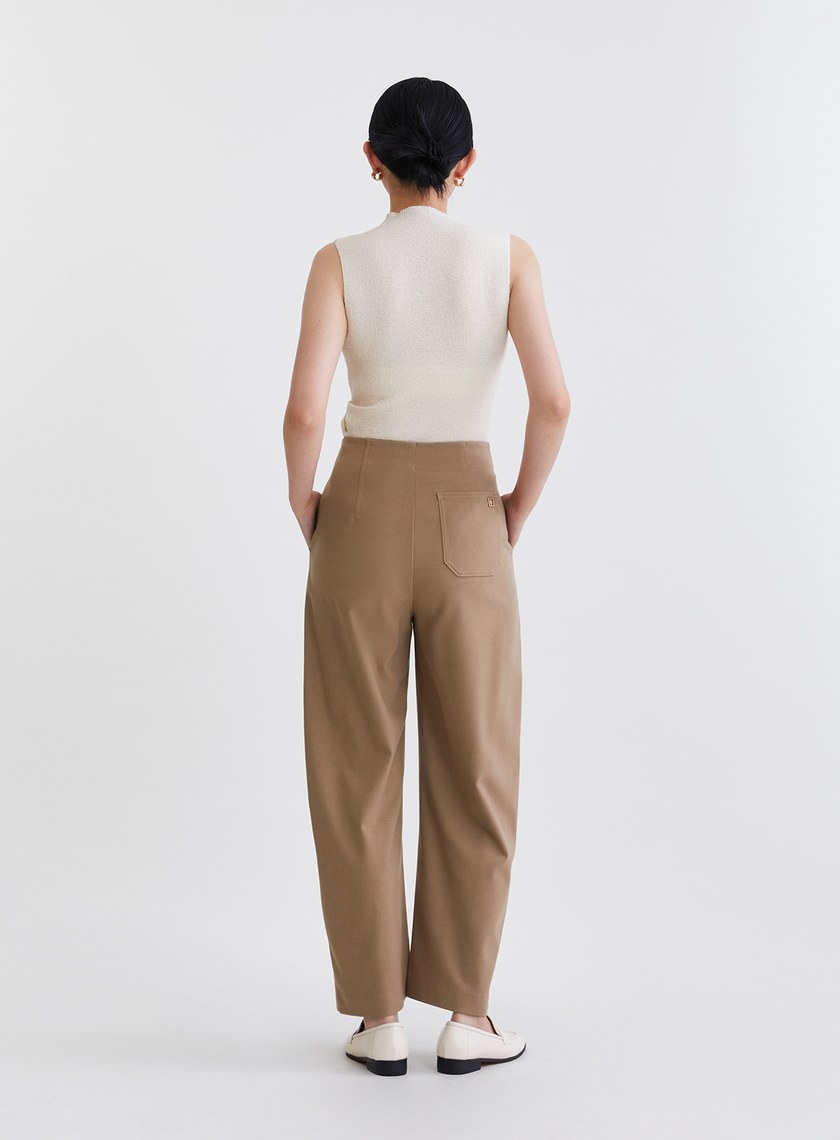 率性無腰頭繭型闊腿西裝褲