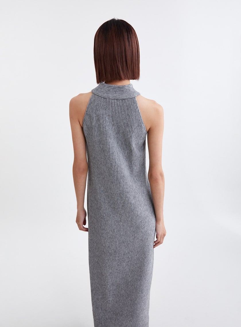 慵懶坑條削肩針織BRA長洋裝