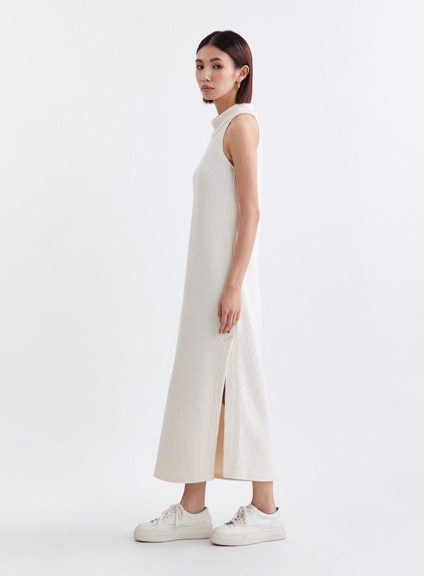 慵懶坑條削肩針織BRA長洋裝