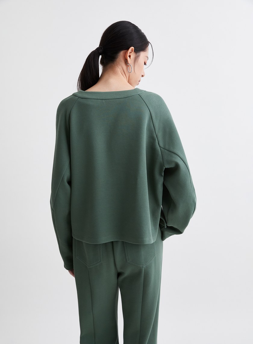 時髦休閒剪接設計衛衣