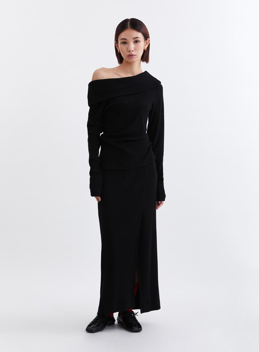 溫柔慵懶一字翻領針織上衣