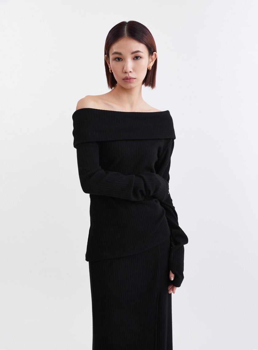 溫柔慵懶一字翻領針織上衣