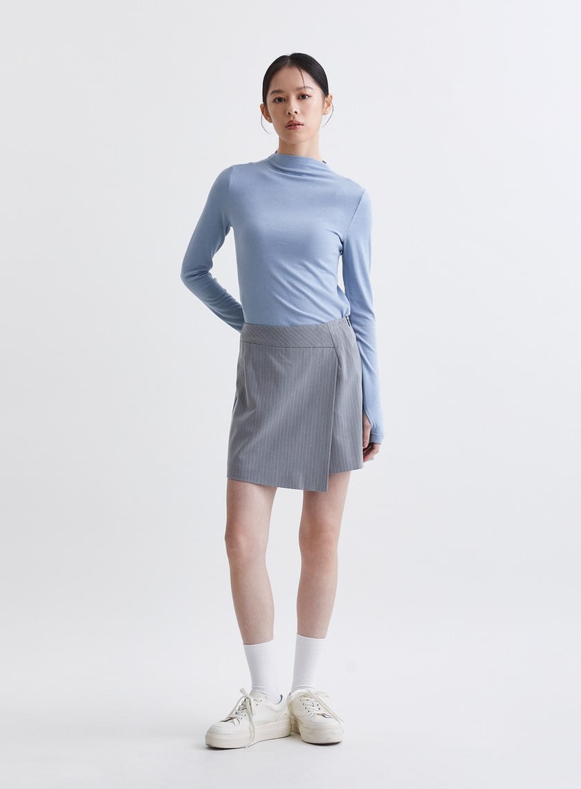 親膚小立領指洞針織上衣