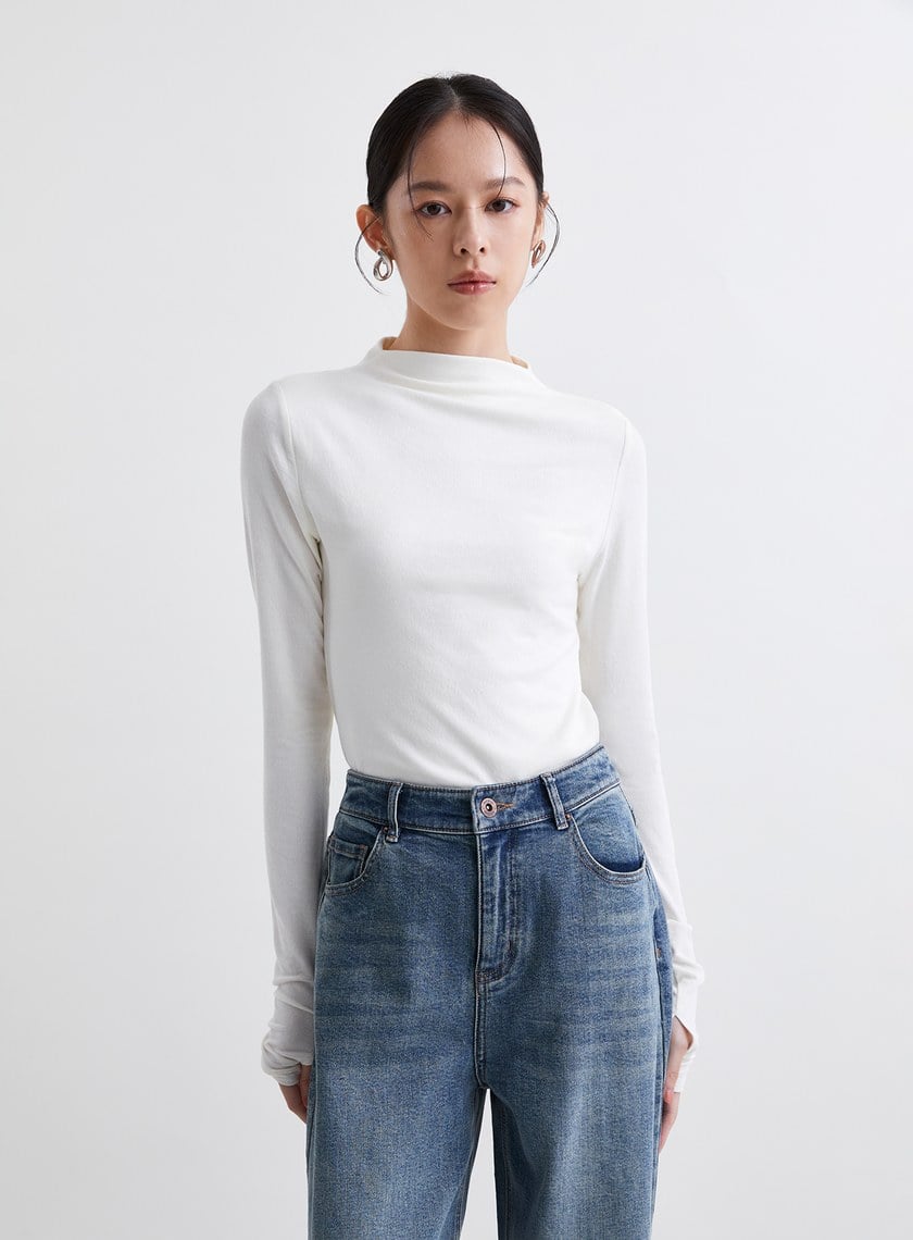 親膚小立領指洞針織上衣