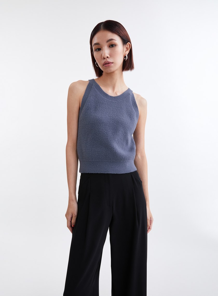 蓬鬆雲朵毛絨削肩針織背心