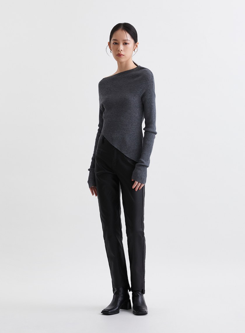 時髦斜切造型柔軟薄針織上衣