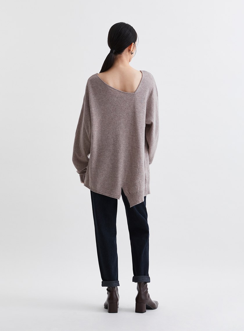 羊毛V領不規則下擺針織上衣