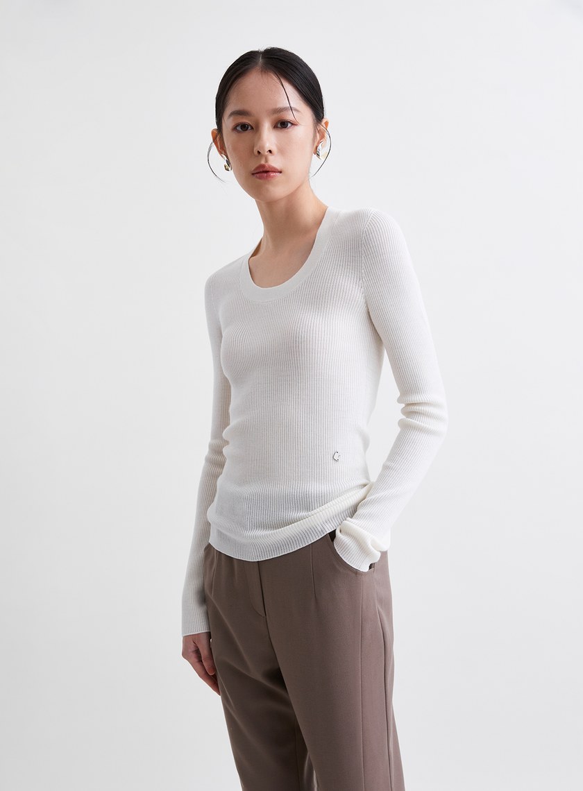 高質感親膚無縫U領針織上衣