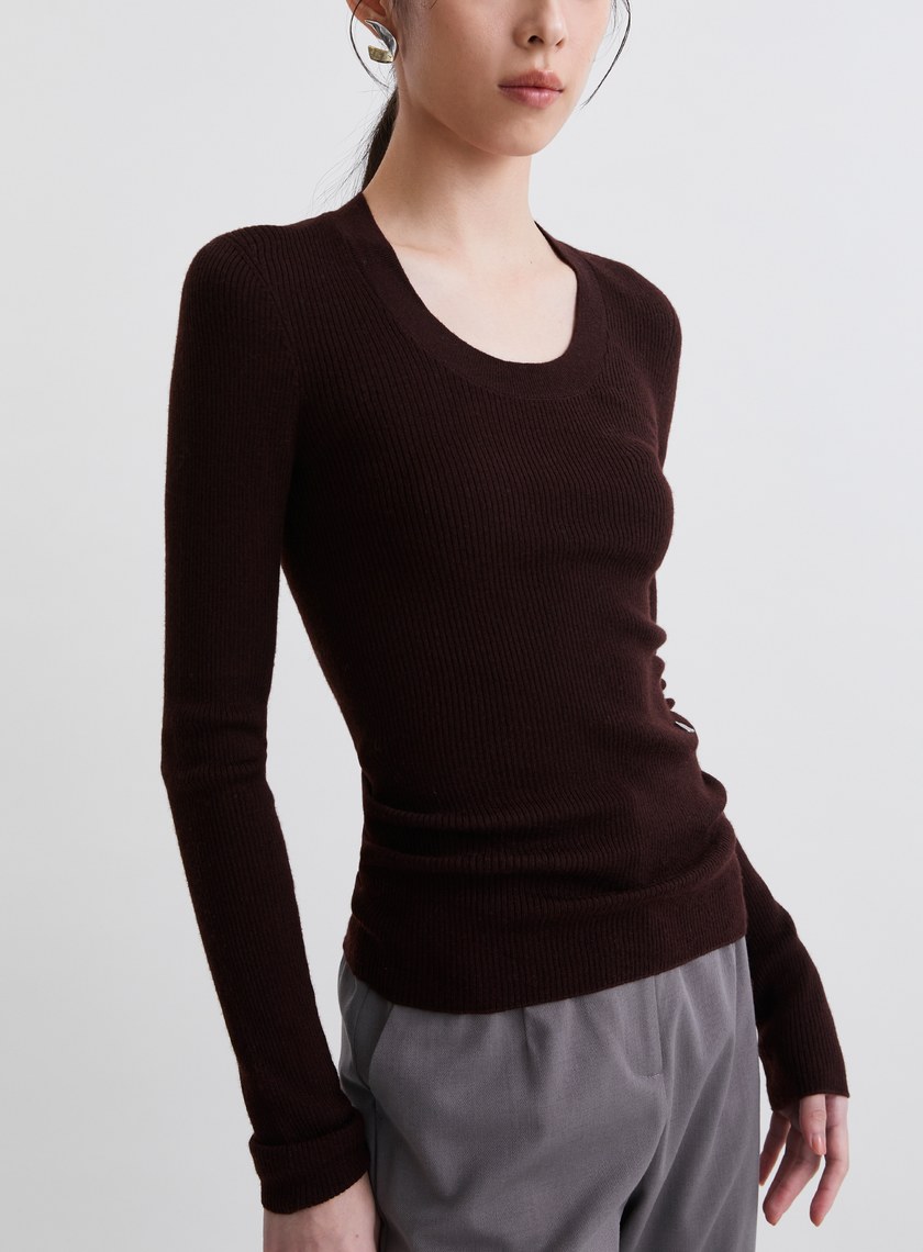 高質感親膚無縫U領針織上衣