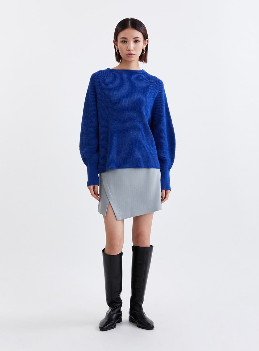 簡約直領寬鬆針織上衣