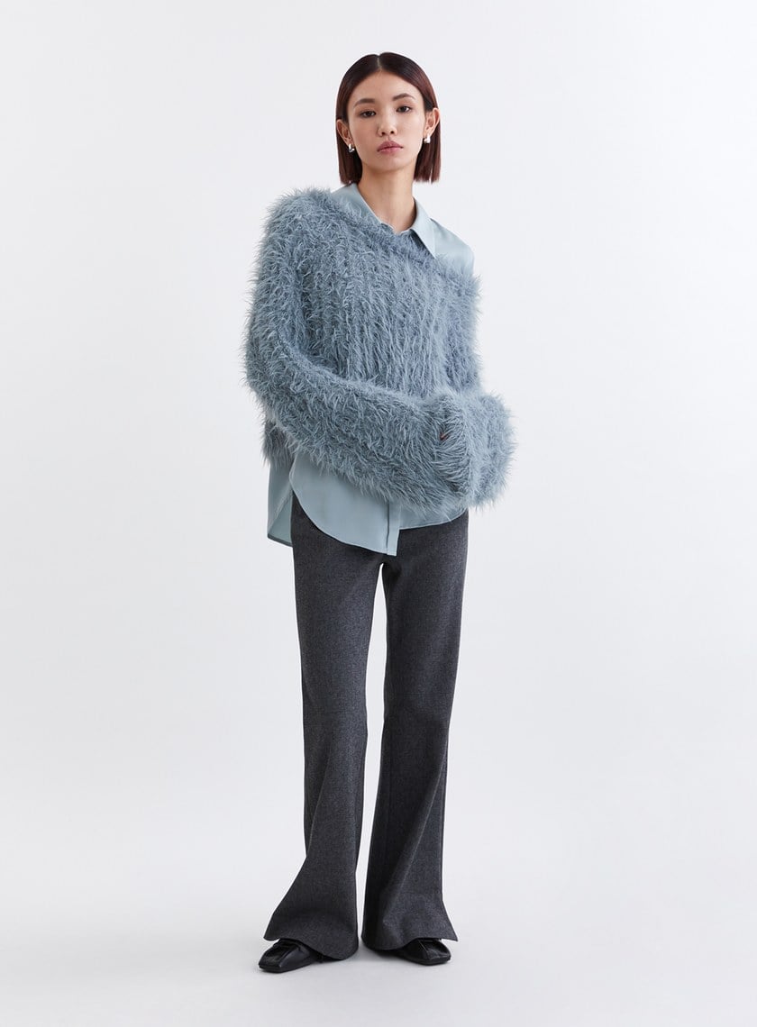 柔軟毛毛網洞長袖上衣