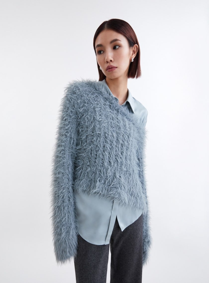 柔軟毛毛網洞長袖上衣