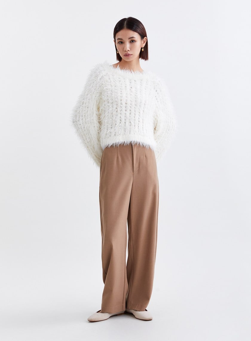 柔軟毛毛網洞長袖上衣