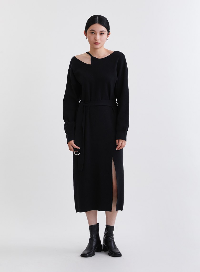 時髦挖肩造型綁帶針織洋裝