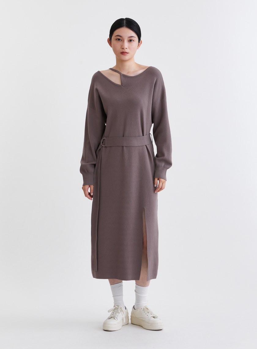 時髦挖肩造型綁帶針織洋裝