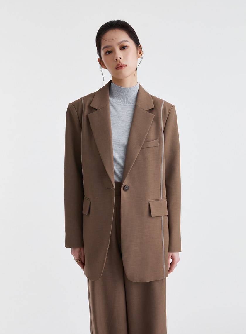 經典斜紋滾邊設計西裝外套