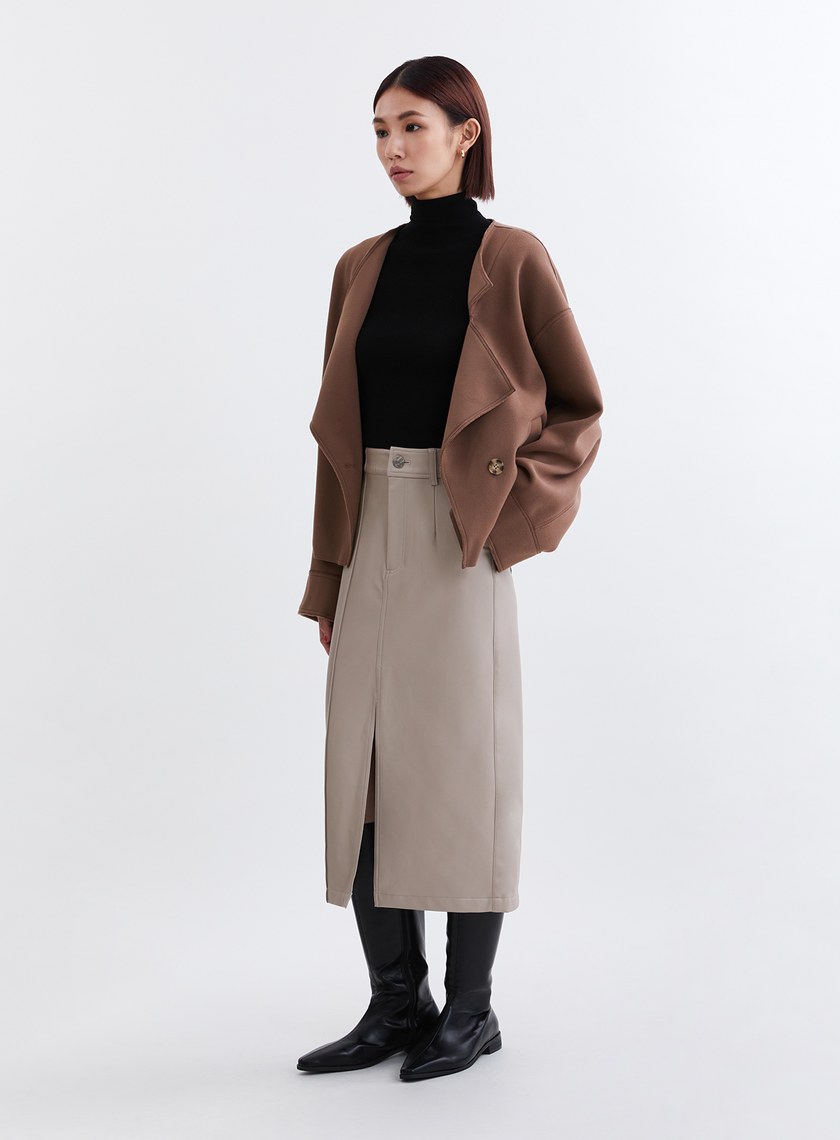 不對稱領型絨面外套