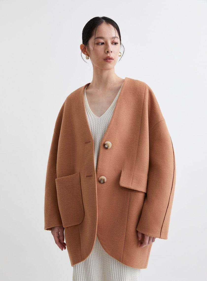 無領繭型廓形毛絨大衣