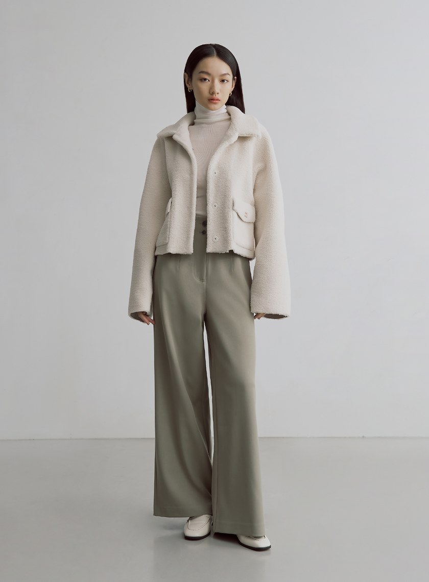 毛絨口袋造型短版外套