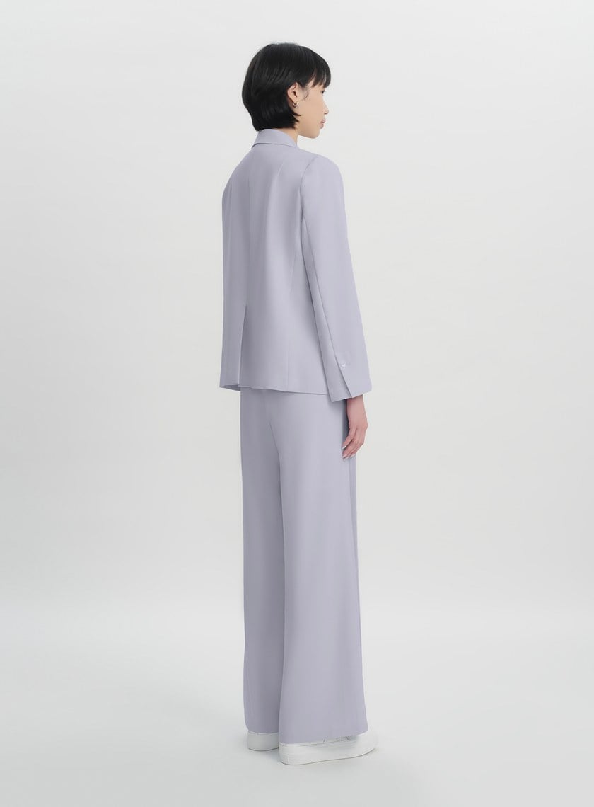 俐落兩穿假兩件西裝外套