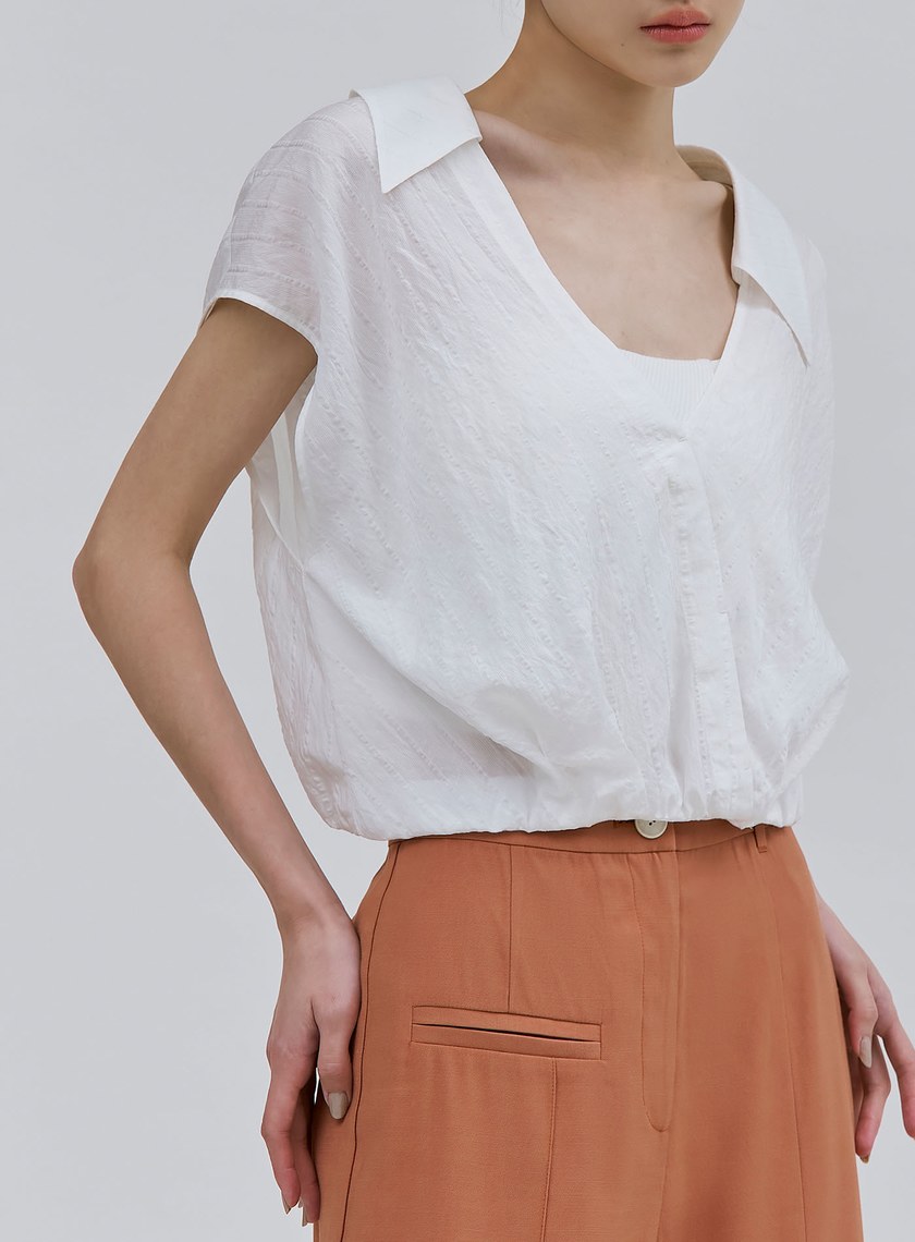 輕透條紋V領短版襯衫