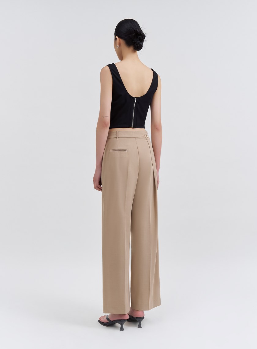 輕挺不對稱直筒西裝褲