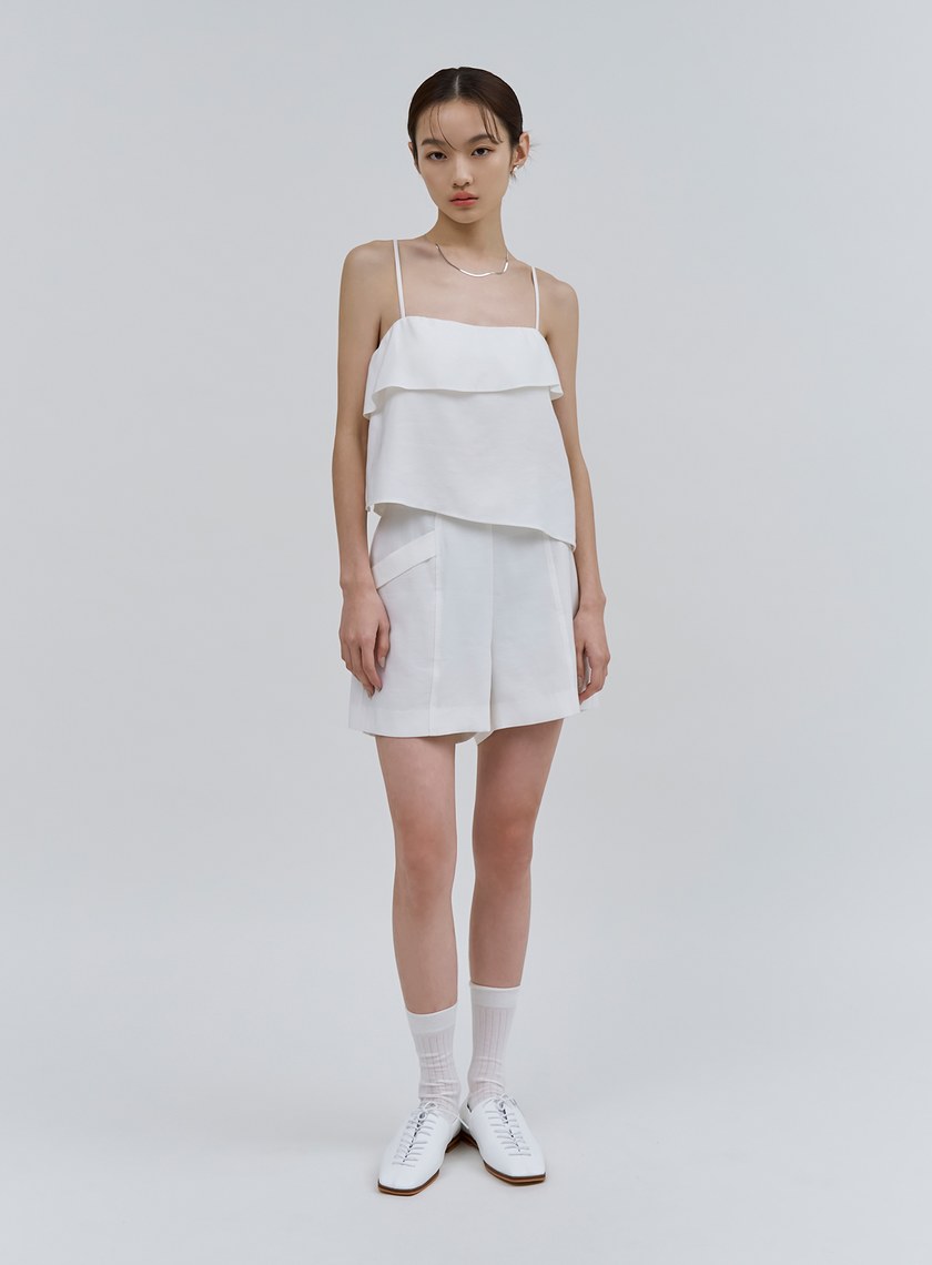 輕盈透氣不對稱口袋短褲