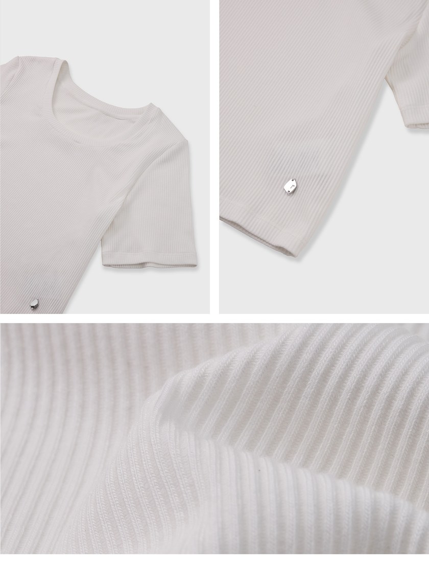 日常圓領細坑條短版上衣