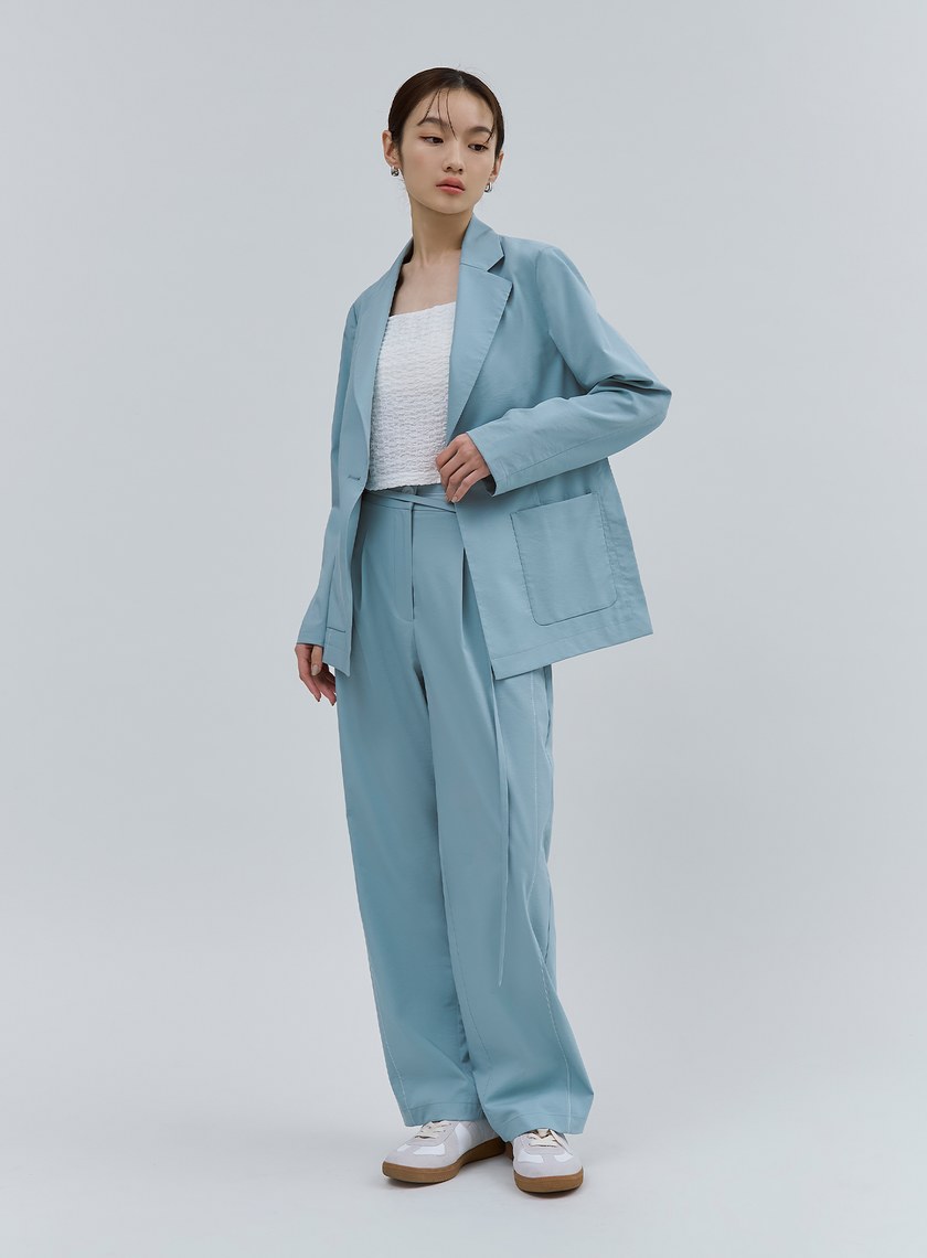 唯美湖水藍輕挺西裝外套