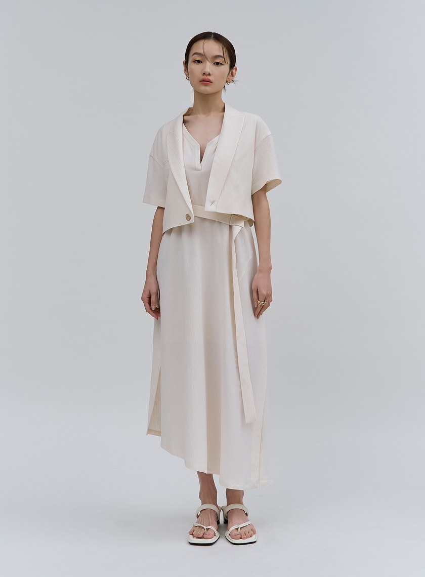 肌理感短版落肩短袖西裝