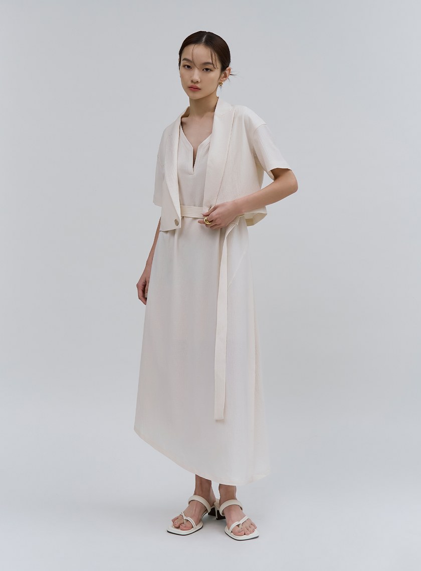 肌理感短版落肩短袖西裝