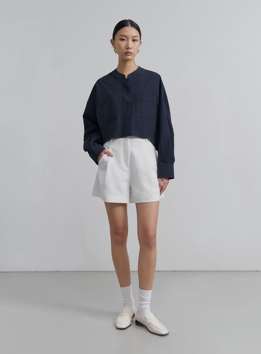 簡約挺闊小立領短版襯衫