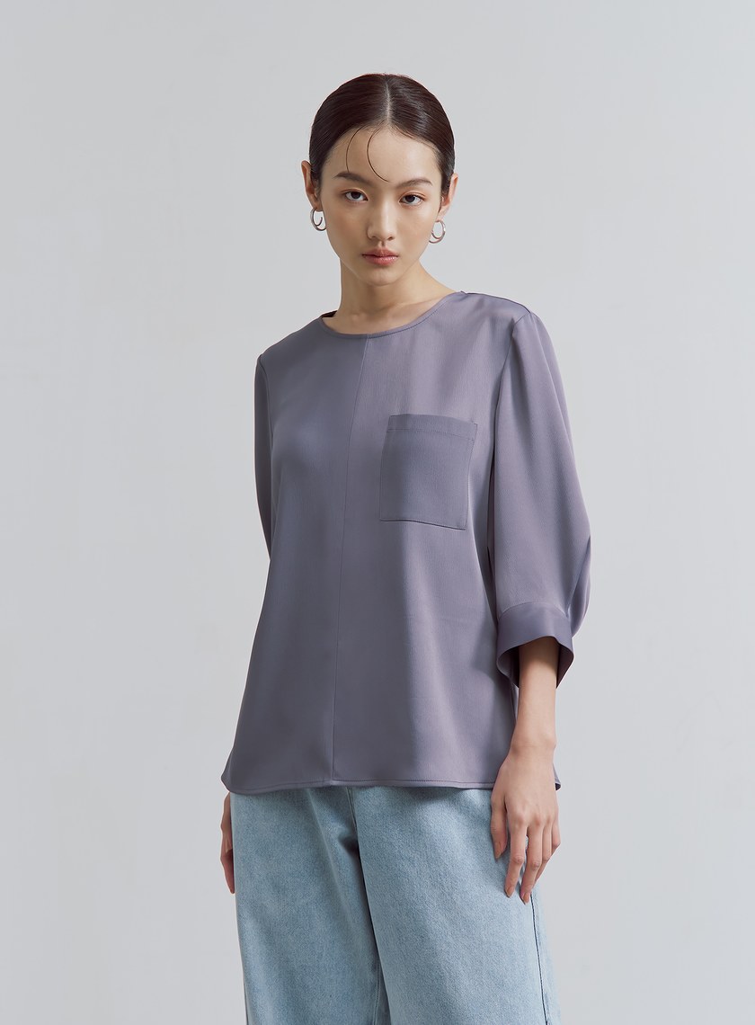 微光澤後壓褶五分袖上衣