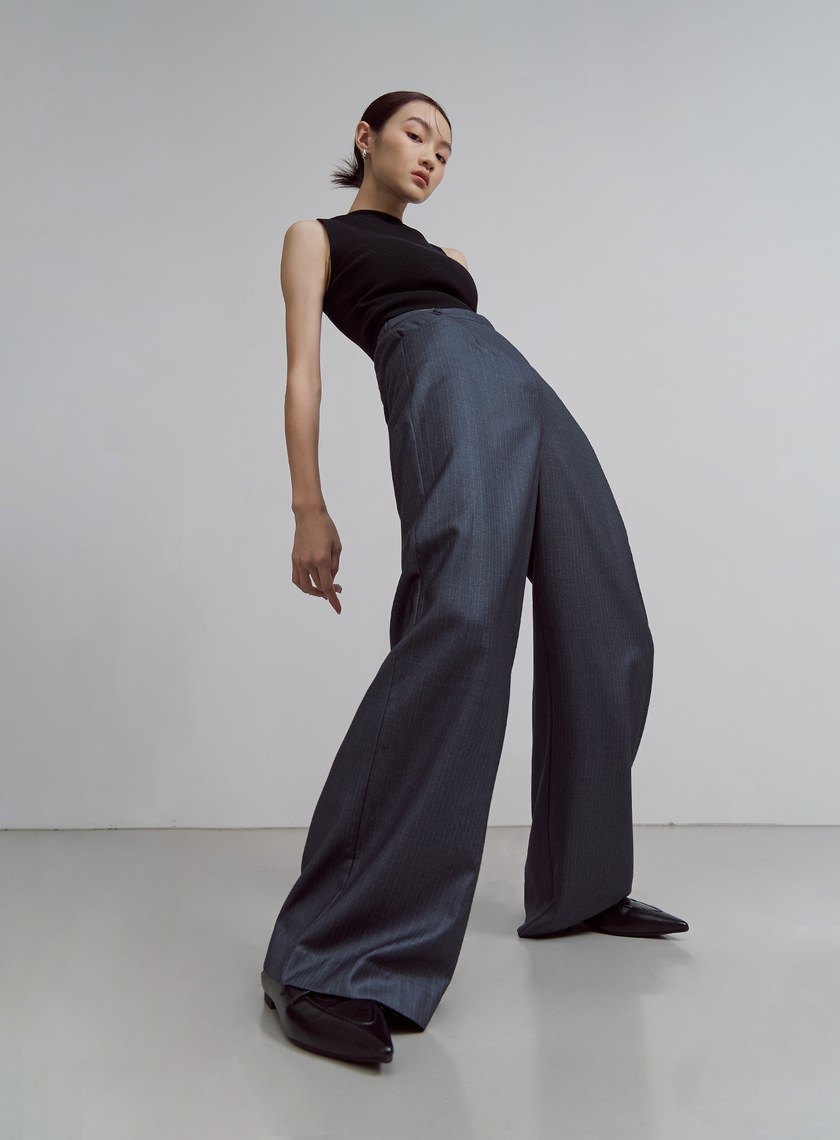 中性細條紋直筒西裝褲