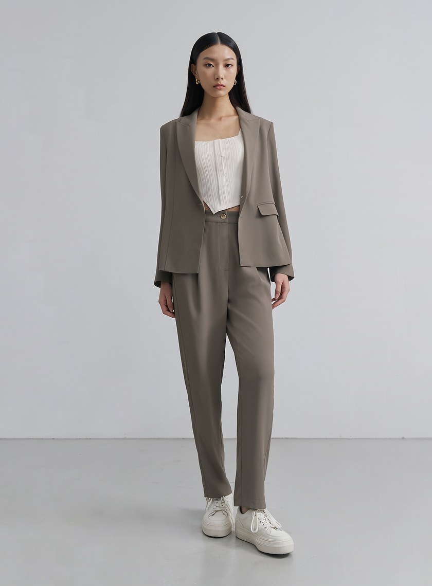 輕柔涼感錐形西裝褲