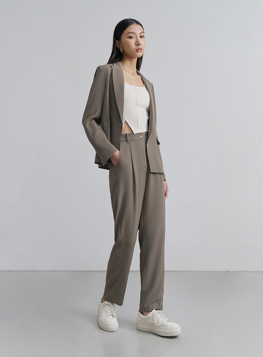 輕柔涼感錐形西裝褲