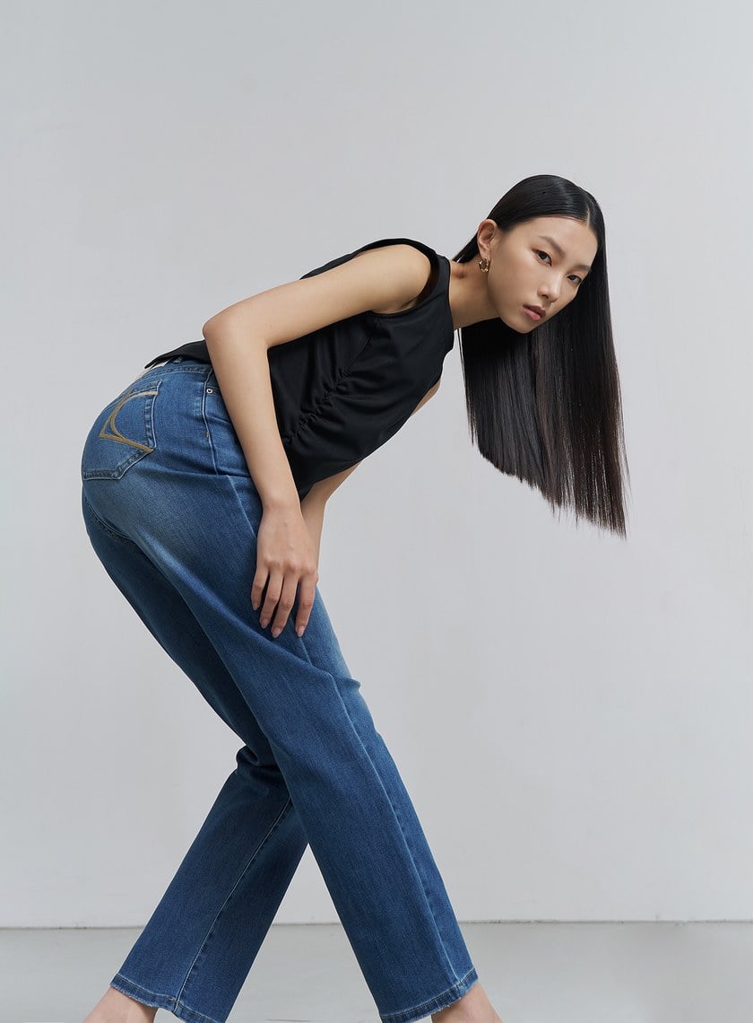 個性水洗修身牛仔褲