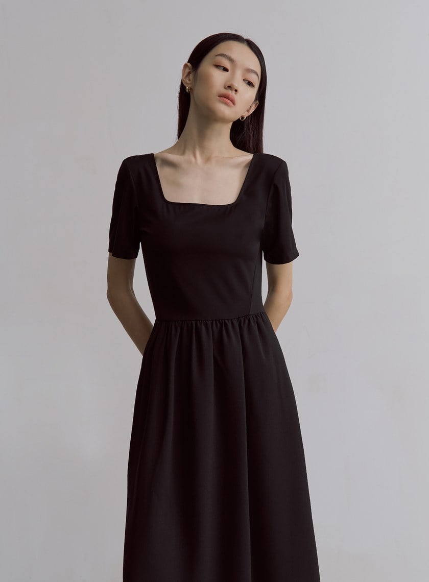 氣質交叉美背方領BRA洋裝