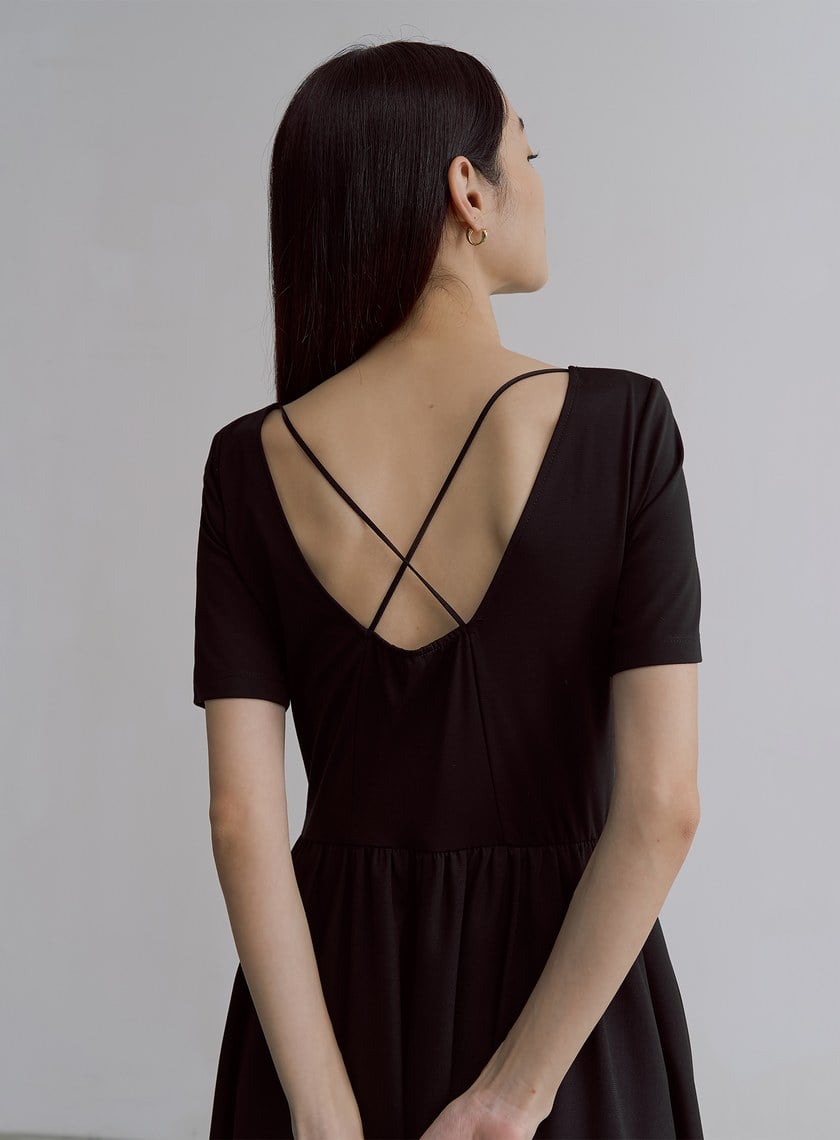 氣質交叉美背方領BRA洋裝