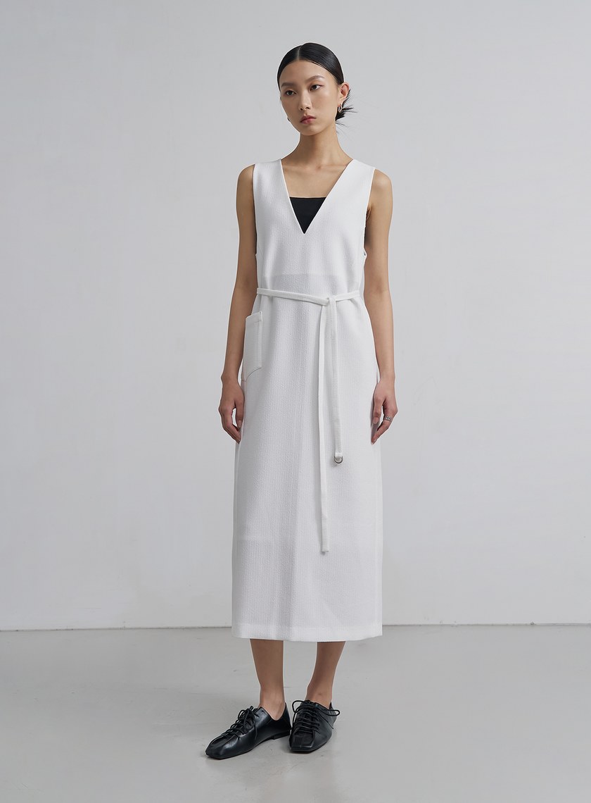 肌理感簡約V領長洋裝