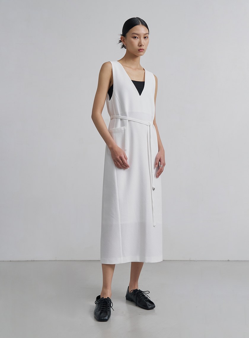 肌理感簡約V領長洋裝