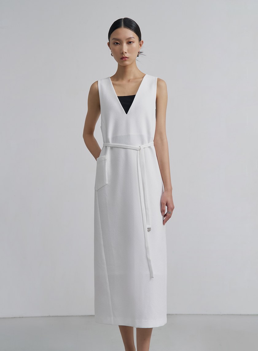 肌理感簡約V領長洋裝