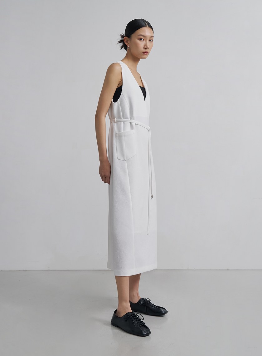 肌理感簡約V領長洋裝