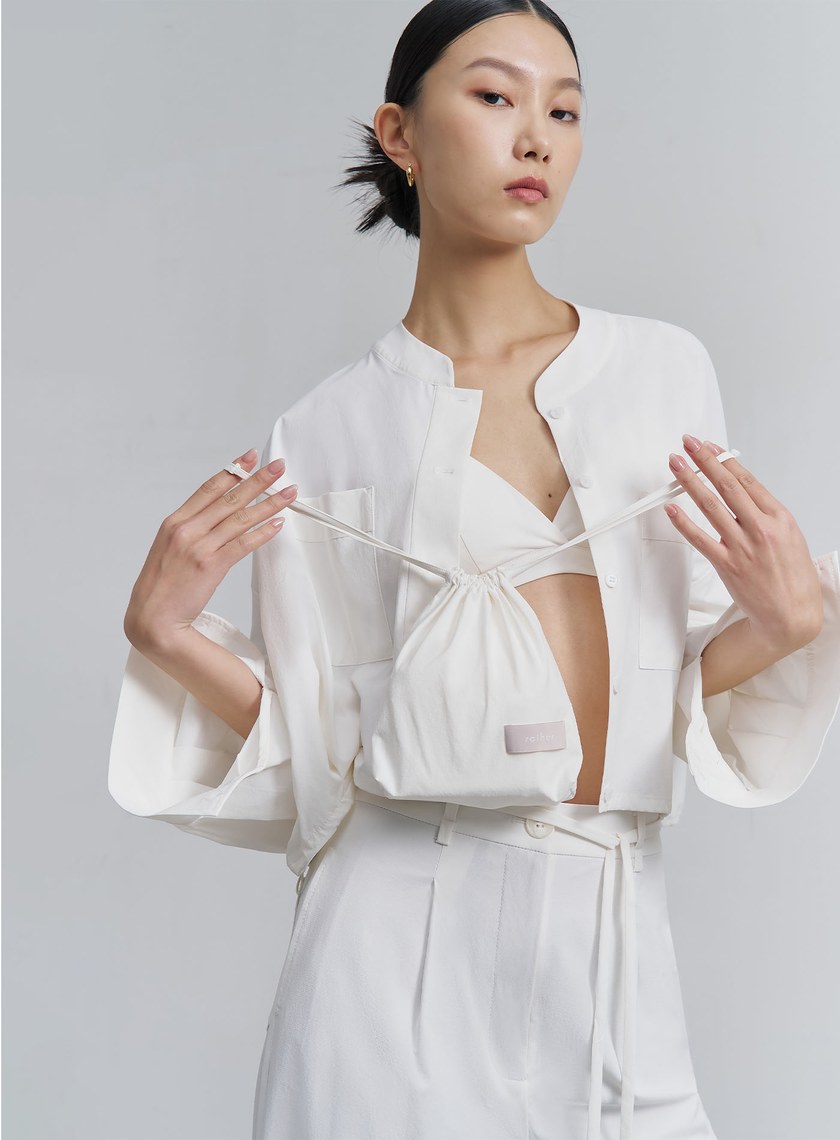 不對稱細肩帶法式内衣