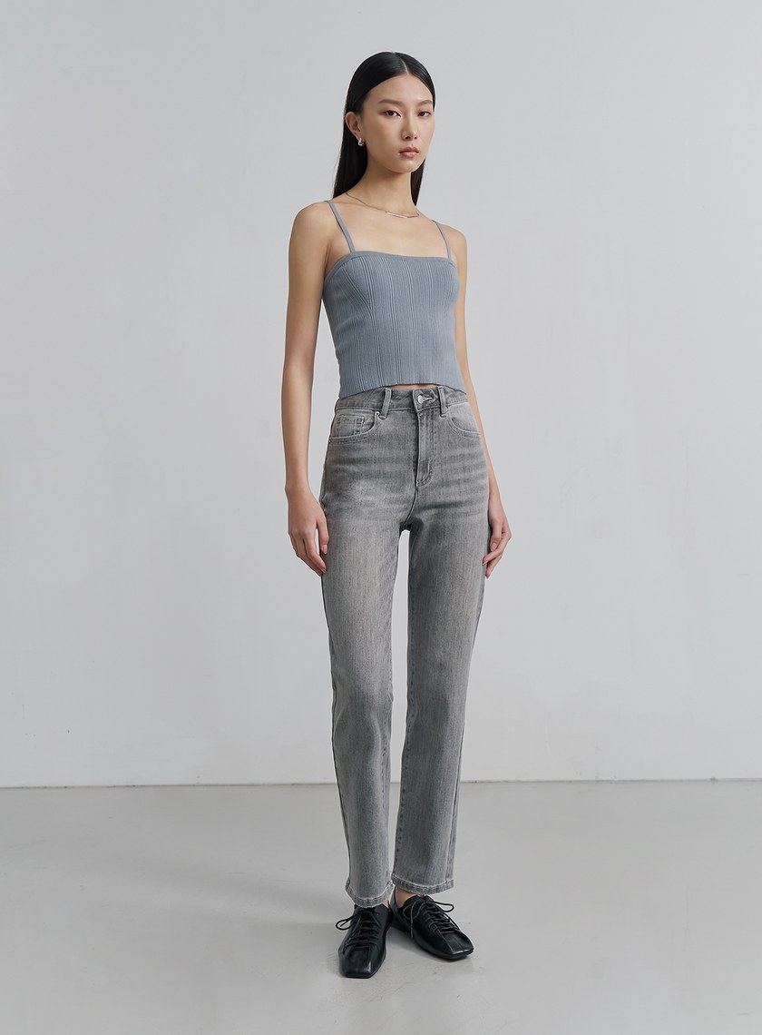 不規則坑條細肩帶上衣