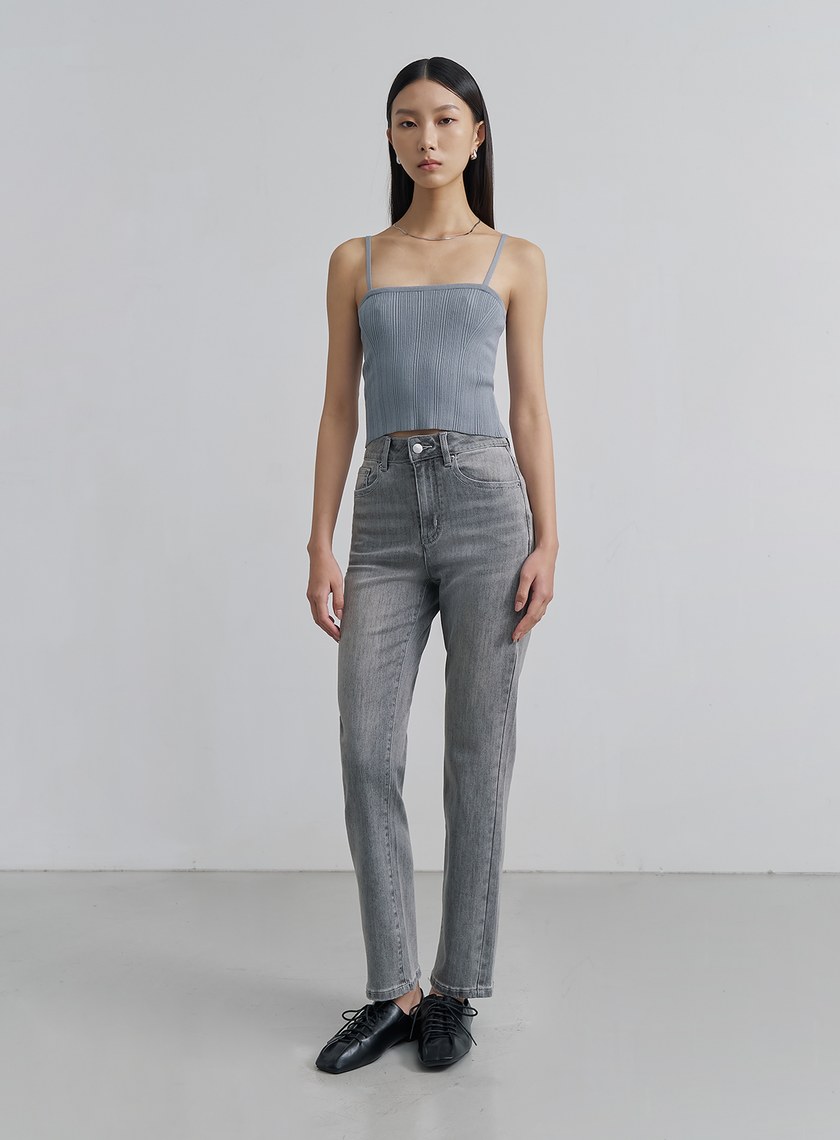 不規則坑條細肩帶上衣