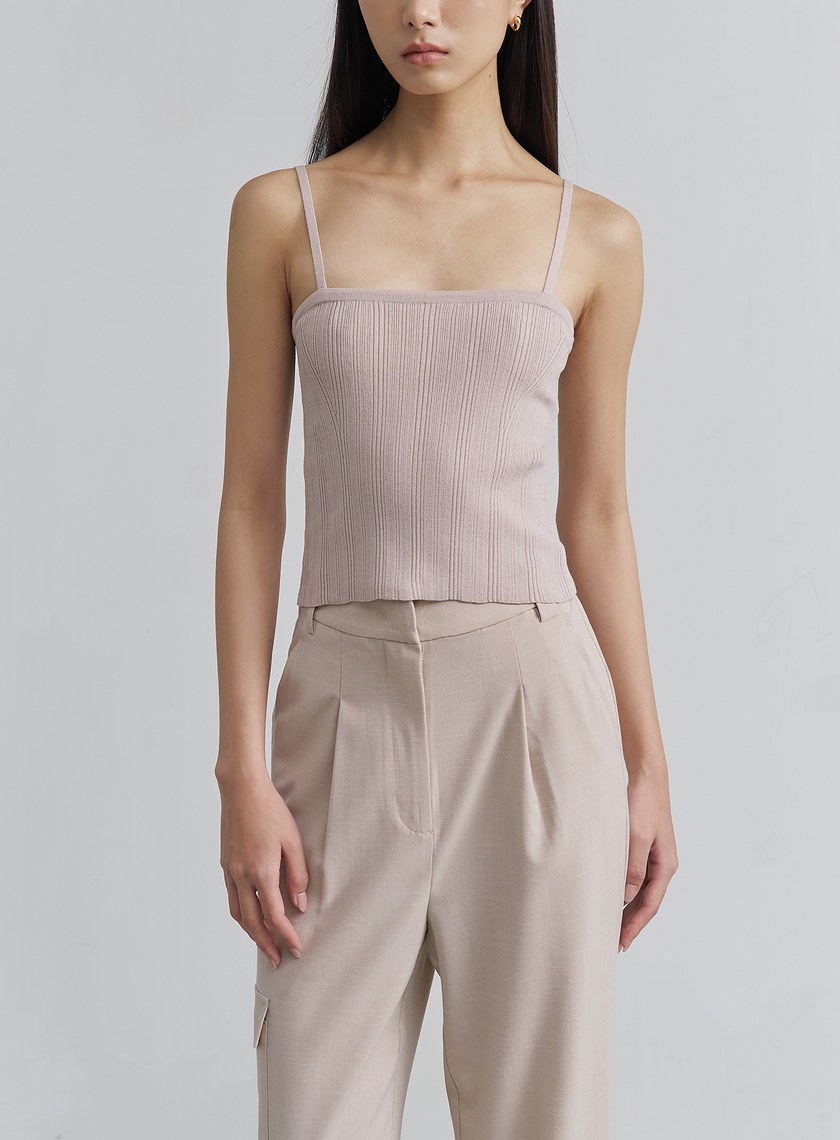 不規則坑條細肩帶上衣