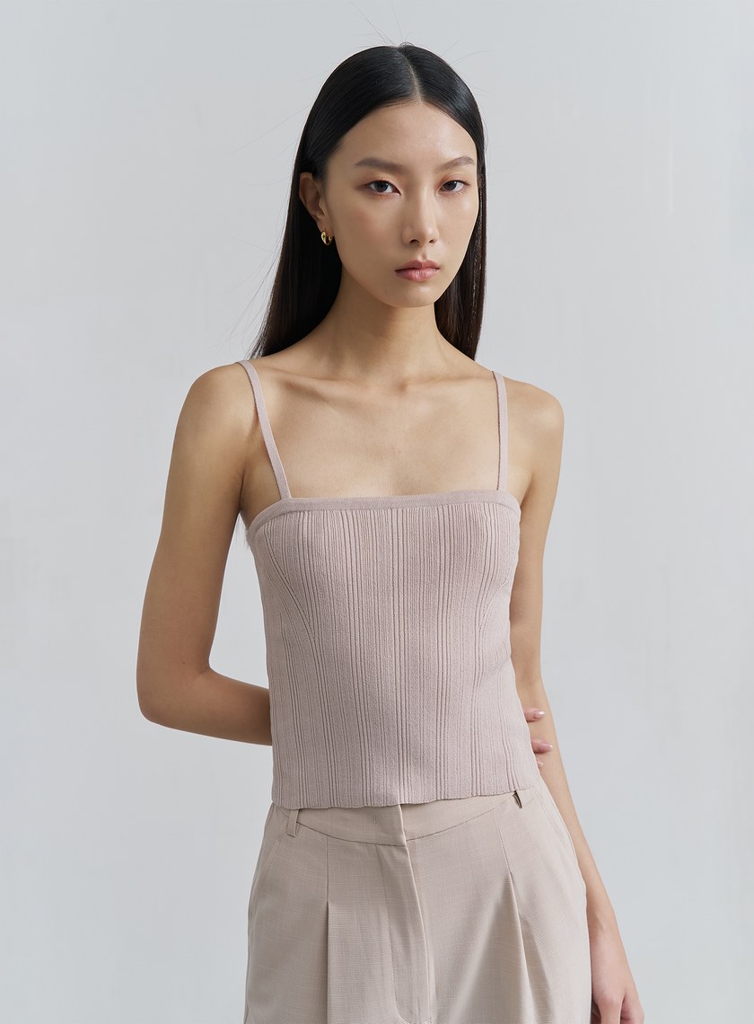 不規則坑條細肩帶上衣