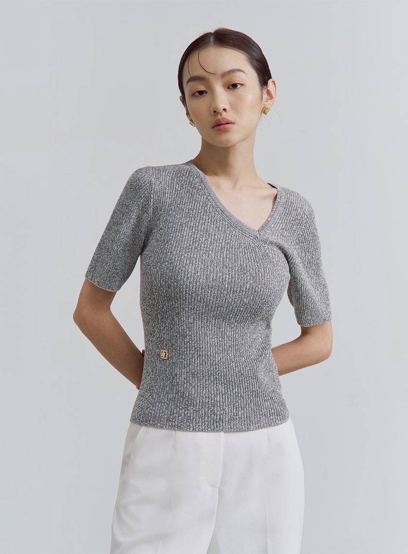 斜領短袖針織上衣